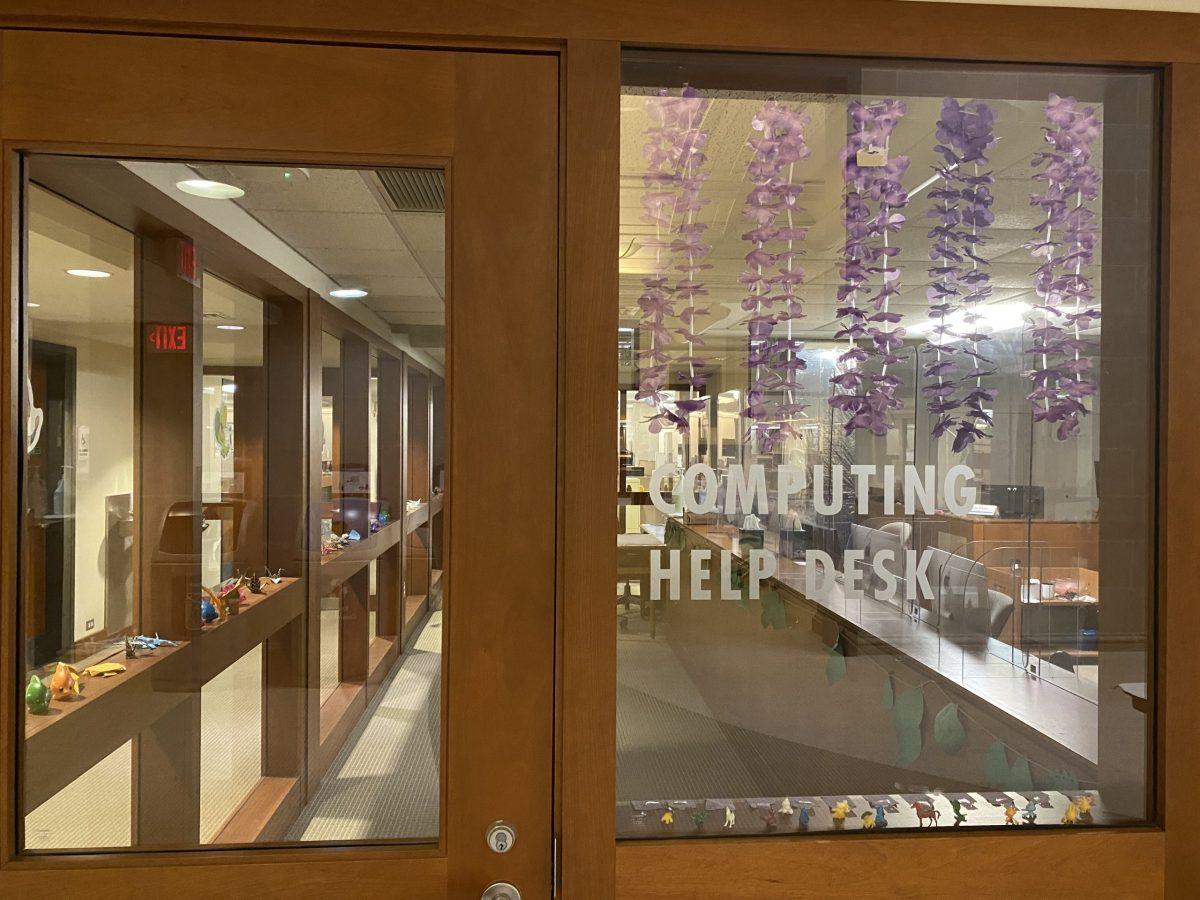 Computing Help Desk in Wellesley Library